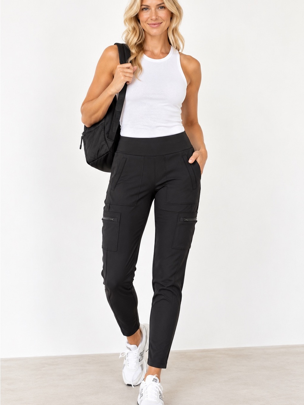 Athleta Headlands Hybrid Cargo Pants Womens 8 Stretch Hiking Travel Black Casual